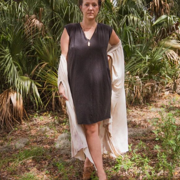 Sinew Moon Cropped Bodhi Drip Kimono in Bone Lightweight Hemp Jersey One Size - Picture 2 of 7